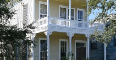 family viewing a new home with an agent
